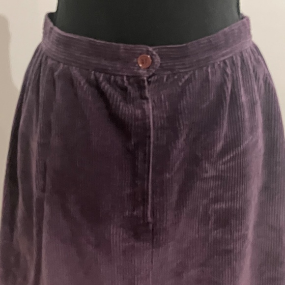 Purple corduroyed, pencil skirt - Picture 8 of 15